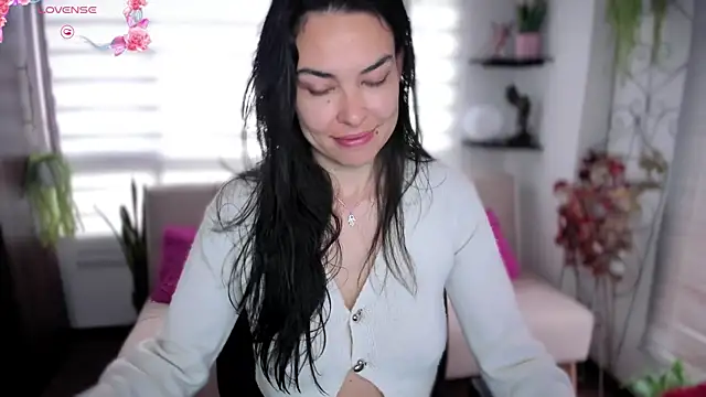 Snapshot of Lunlunera chatting on September 27, 2025, 8:47 pm Lunlunera online show from September 27, 2025, 8:47 pm