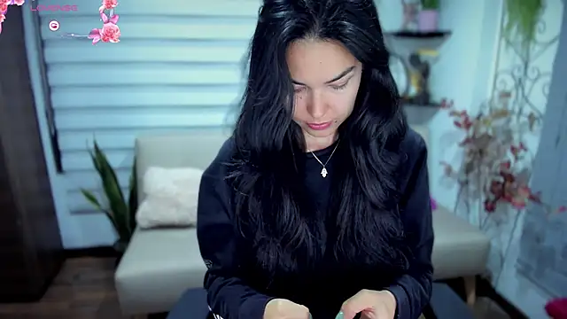 Snapshot of Lunlunera chatting on October 14, 2025, 1:28 am Lunlunera online show from October 14, 2025, 1:28 am