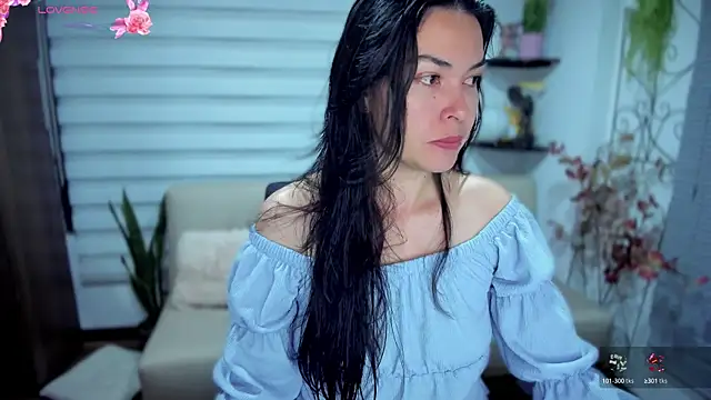 Snapshot of Lunlunera chatting on October 17, 2025, 6:49 am Lunlunera online show from October 17, 2025, 6:49 am