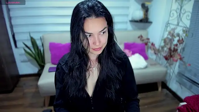 Snapshot of Lunlunera chatting on October 30, 2025, 12:01 am Lunlunera online show from October 30, 2025, 12:01 am