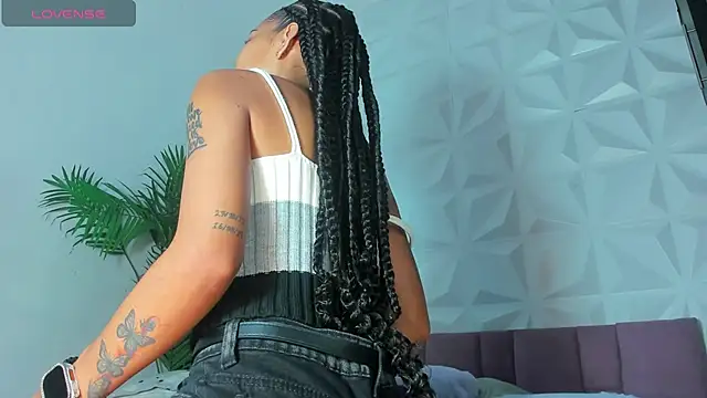 Hellen Sky online show from September 23, 2025, 7:17 pm