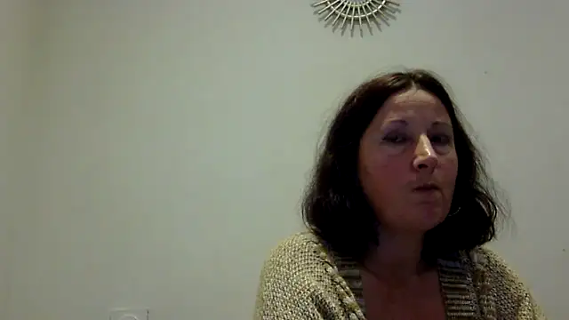 feline27 online show from November 1, 2025, 8:55 pm