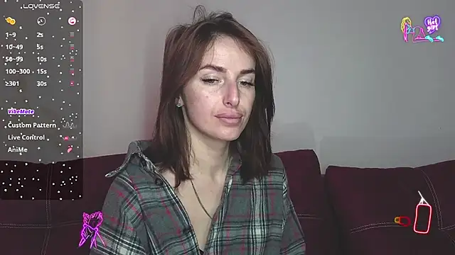 Snapshot of xx_adrihanna_xx chatting on April 18, 2026, 3:27 pm xx adrihanna xx online show from April 18, 2026, 3:27 pm