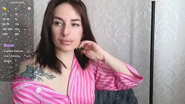Snapshot of xx_adrihanna_xx chatting on May 15, 2026, 6:09 am xx adrihanna xx online show from May 15, 2026, 6:09 am