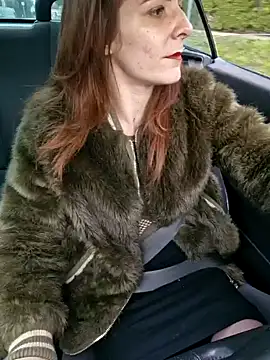 Ladykimberly XOXO online show from December 4, 2024, 3:32 pm