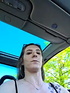 Ladykimberly XOXO online show from April 8, 2026, 3:01 pm