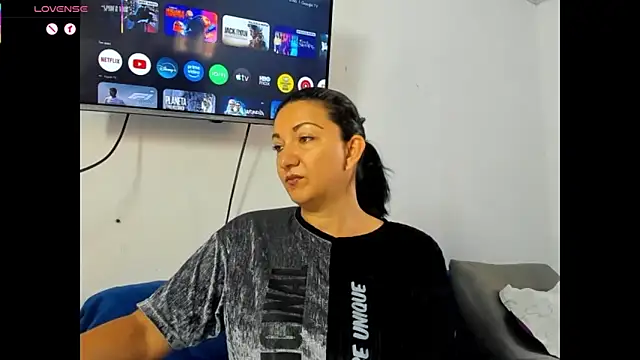 Angelblue  online show from June 1, 2026, 1:46 pm