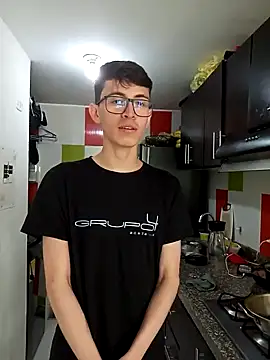 Snapshot of Norehg chatting on February 2, 2025, 2:56 pm Norehg online show from February 2, 2025, 2:56 pm