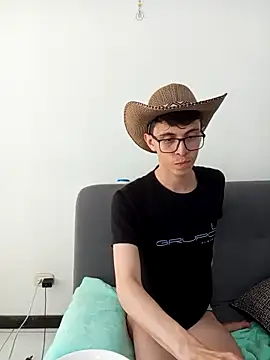 Snapshot of Norehg chatting on February 2, 2025, 9:02 pm Norehg online show from February 2, 2025, 9:02 pm