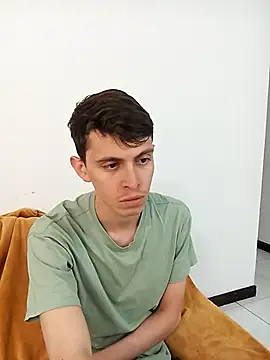 Snapshot of Norehg chatting on February 15, 2025, 11:50 am Norehg online show from February 15, 2025, 11:50 am