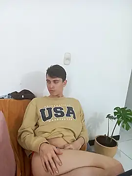 Snapshot of Norehg chatting on February 22, 2025, 9:45 am Norehg online show from February 22, 2025, 9:45 am