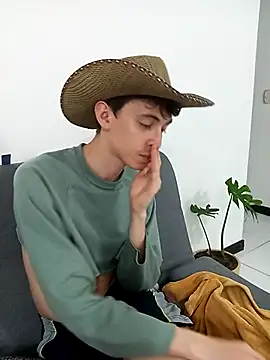 Snapshot of Norehg chatting on March 3, 2025, 3:08 am Norehg online show from March 3, 2025, 3:08 am