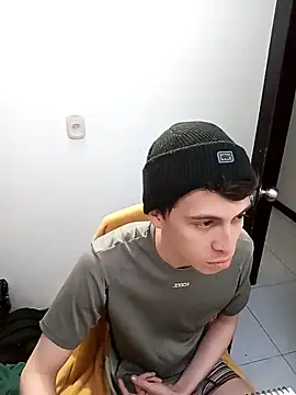 Snapshot of Norehg chatting on March 19, 2025, 11:06 am Norehg online show from March 19, 2025, 11:06 am