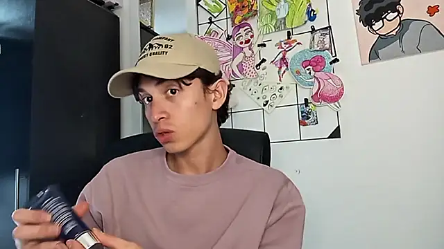 Snapshot of Norehg chatting on September 9, 2025, 6:29 pm Norehg online show from September 9, 2025, 6:29 pm