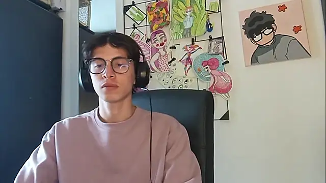 Snapshot of Norehg chatting on September 10, 2025, 6:19 pm Norehg online show from September 10, 2025, 6:19 pm