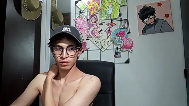 Snapshot of Norehg chatting on September 19, 2025, 8:05 am Norehg online show from September 19, 2025, 8:05 am