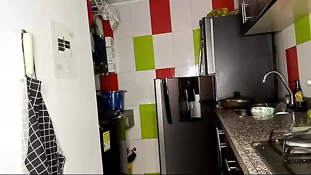 Snapshot of Norehg chatting on September 30, 2025, 9:25 am Norehg online show from September 30, 2025, 9:25 am