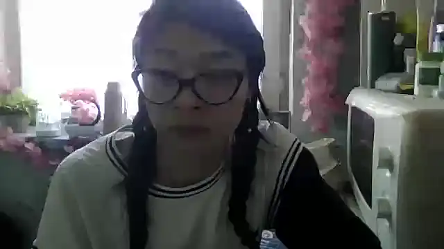 Snapshot of CarlyJoy chatting on October 5, 2025, 9:29 am CarlyJoy online show from October 5, 2025, 9:29 am