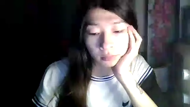 Snapshot of CarlyJoy chatting on October 8, 2025, 2:14 pm CarlyJoy online show from October 8, 2025, 2:14 pm