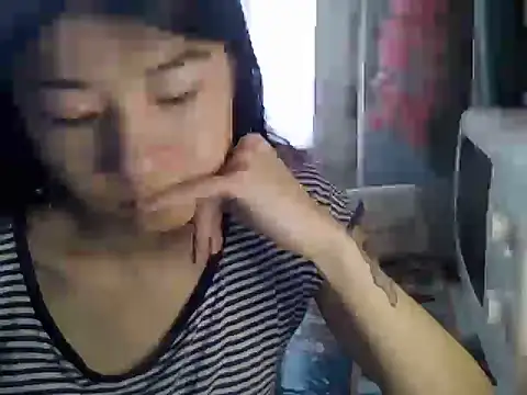 CarlyJoy online show from May 31, 2026, 1:51 pm