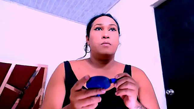 big alondra x online show from November 7, 2025, 7:47 pm