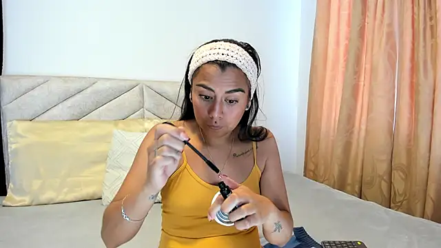 im amber online show from January 16, 2025, 12:53 pm