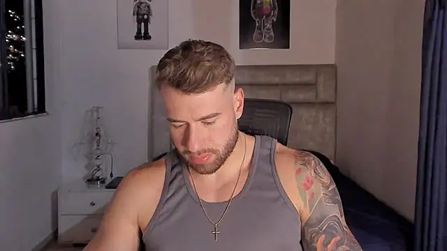 Snapshot of paul_rogerr chatting on October 28, 2025, 2:26 am paul rogerr online show from October 28, 2025, 2:26 am