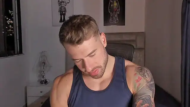 Snapshot of paul_rogerr chatting on November 15, 2025, 2:09 am paul rogerr online show from November 15, 2025, 2:09 am