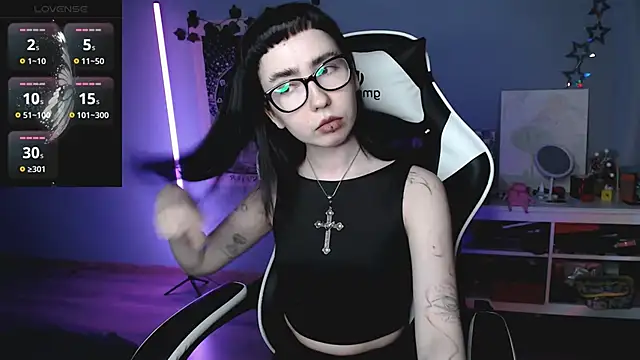 Snapshot of julscinamon_ chatting on March 9, 2025, 4:55 pm julscinamon online show from March 9, 2025, 4:55 pm