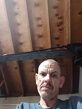 Snapshot of deepstroker42071 chatting on February 15, 2026, 1:13 am deepstroker42071 online show from February 15, 2026, 1:13 am