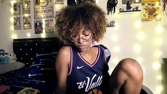 Cristal Jonasxh online show from October 25, 2025, 4:31 am