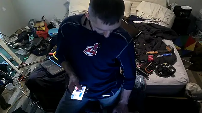 Bi curious86 online show from November 24, 2025, 3:50 am