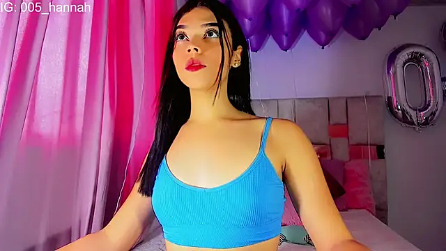 Hannahsmit online show from October 30, 2025, 9:37 pm