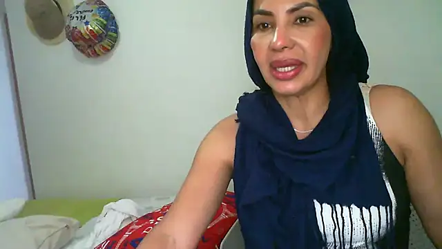 salome  milf online show from February 26, 2026, 2:43 am