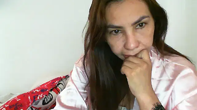 salome  milf online show from March 4, 2026, 1:39 pm