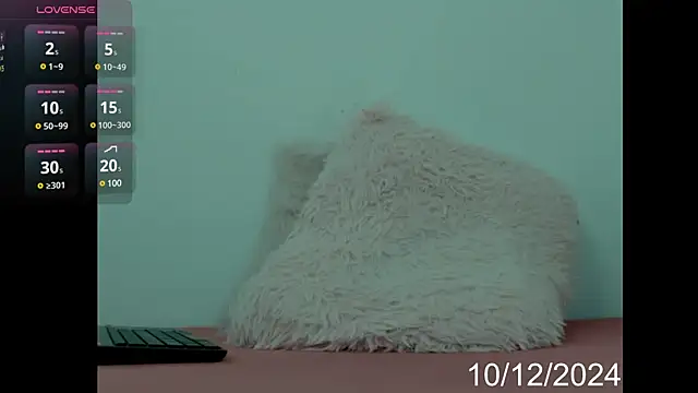 lady hana28 online show from December 10, 2024, 3:12 pm