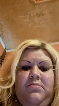 ducicsajsziii online show from December 16, 2024, 11:18 pm