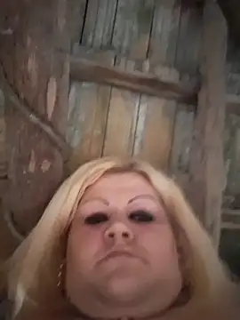 ducicsajsziii online show from March 7, 2025, 8:22 pm