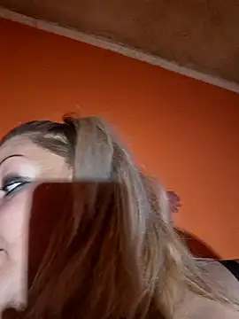 ducicsajsziii online show from March 1, 2026, 11:45 am