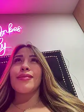 sexyyykloee online show from March 12, 2026, 5:46 am