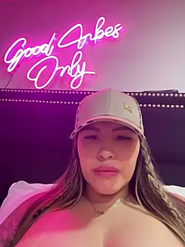 sexyyykloee online show from May 16, 2026, 7:27 am
