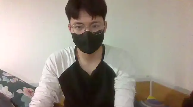 Snapshot of Gwencloudy chatting on January 9, 2025, 3:55 pm Gwencloudy online show from January 9, 2025, 3:55 pm