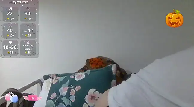 Snapshot of Gwencloudy chatting on March 1, 2025, 3:49 pm Gwencloudy online show from March 1, 2025, 3:49 pm