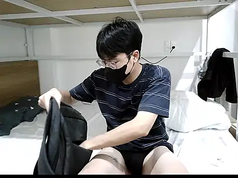 Snapshot of Gwencloudy chatting on October 30, 2025, 3:13 pm Gwencloudy online show from October 30, 2025, 3:13 pm