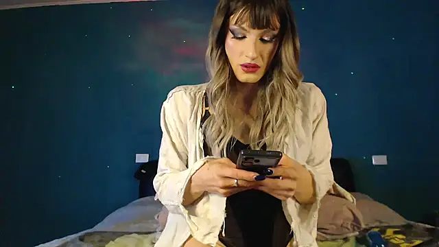 Karendolly  8 online show from April 5, 2026, 6:27 pm