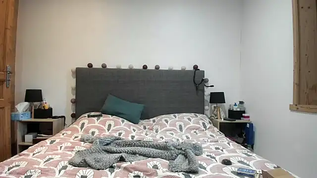 Madame Callie online show from February 9, 2026, 2:32 pm