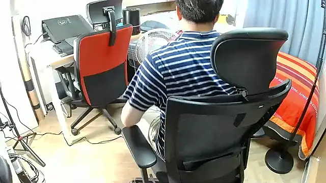 Jackvanlee online show from July 3, 2026, 6:53 am