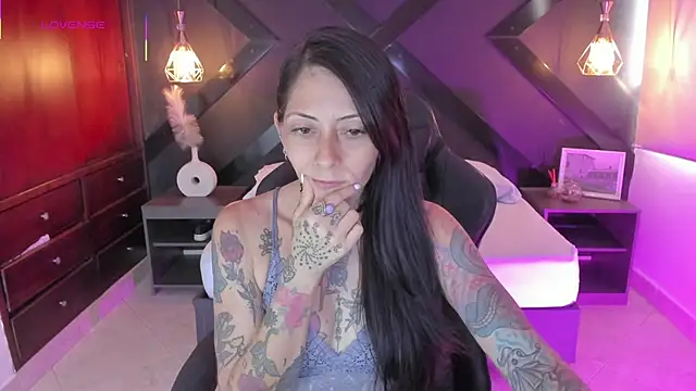 dark gotica online show from September 30, 2025, 7:08 pm