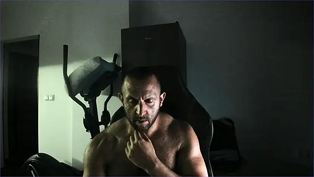 Hugealphabeast online show from July 21, 2026, 6:32 pm