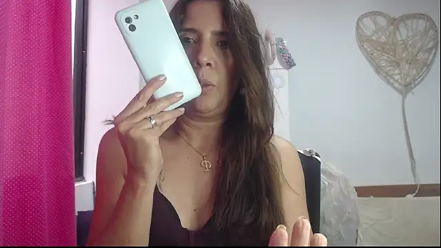 Snapshot of Victoria_meester chatting on January 13, 2025, 7:42 pm Victoria meester online show from January 13, 2025, 7:42 pm
